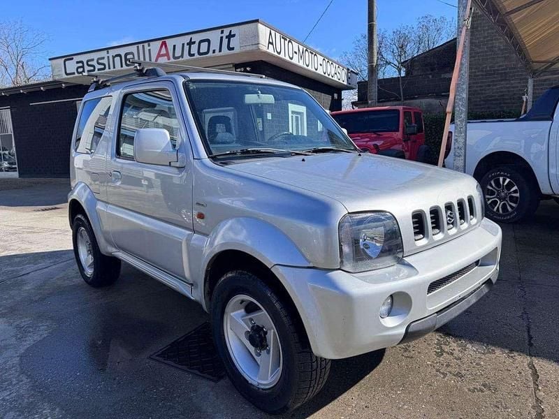 Usata Suzuki Jimny 82 CV (60 kW) 2002 Argento SUV