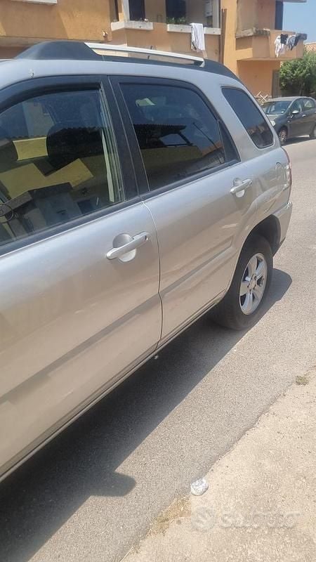 Usata Kia Sportage 141 CV (103 kW) 2009 Grigio SUV
