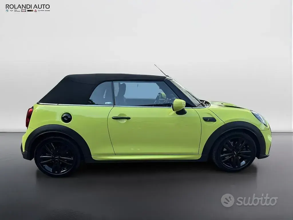 Usata Mini Cooper S Cabriolet 178 CV (130 kW) 2023 Giallo Cabrio