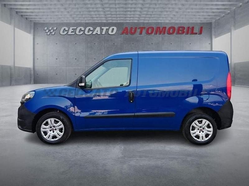 Usata Fiat Doblò 95 CV (69 kW) 2018 Blu Monovolume