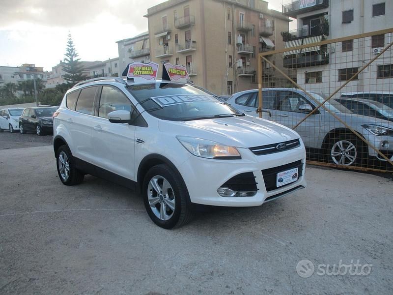 Occasion Ford Kuga 140 ch (102 kW) 2013 Blanc SUV