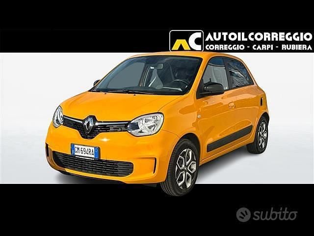 Usata Renault Twingo SE 65 CV (47 kW) 2023 Arancione Utilitaria