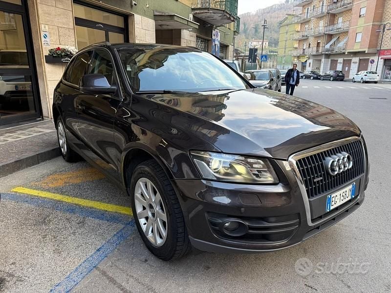 Usata Audi Q5 143 CV (105 kW) 2011 Grigio SUV