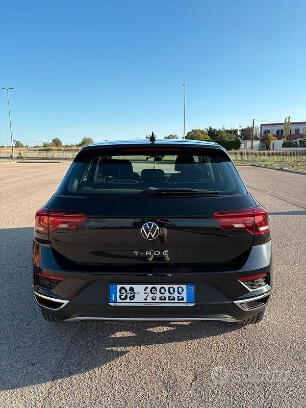 Usata VW T-Roc Advance 116 CV (85 kW) 2020 Nero SUV