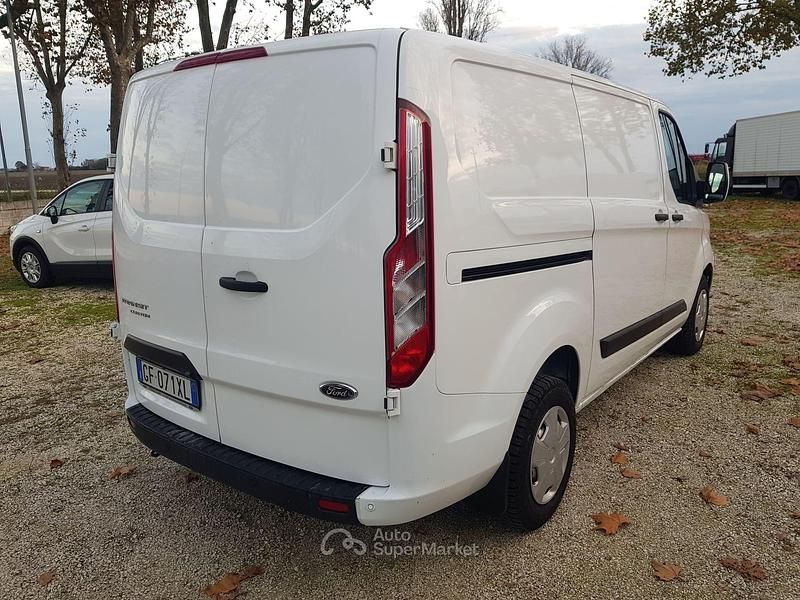 Occasion Ford Transit Custom 131 ch (96 kW) 2022 Blanc Berline