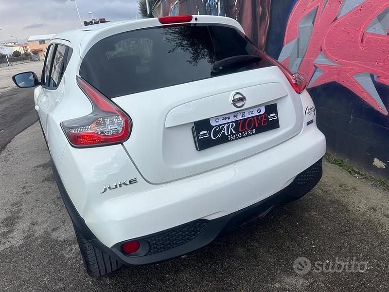 Usata Nissan Juke Tekna 110 CV (80 kW) 2016 Bianco SUV