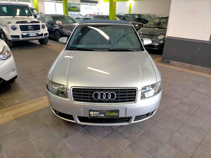 Usata Audi A4 Cabriolet 170 CV (125 kW) 2002 Argento Cabrio