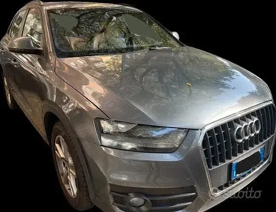 Usata Audi Q3 Advanced Plus 170 CV (125 kW) 2012 Grigio SUV