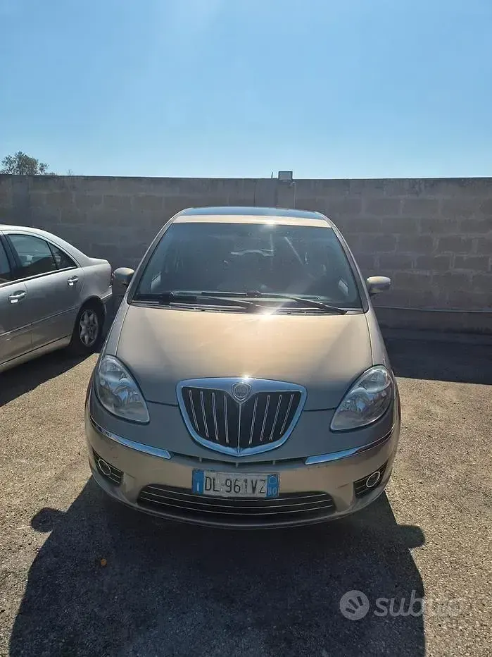 Usata Lancia Musa 95 CV (69 kW) 2008 Monovolume