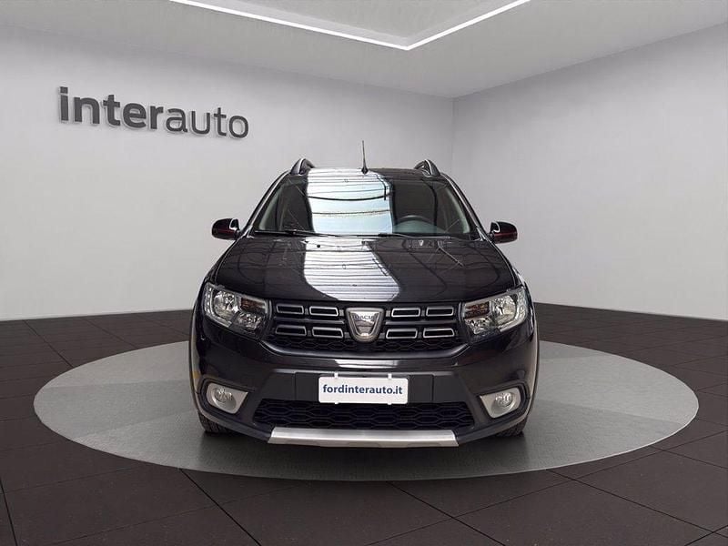 Begagnad Dacia Sandero Stepway 90 HK (66 kW) 2020 Sedan