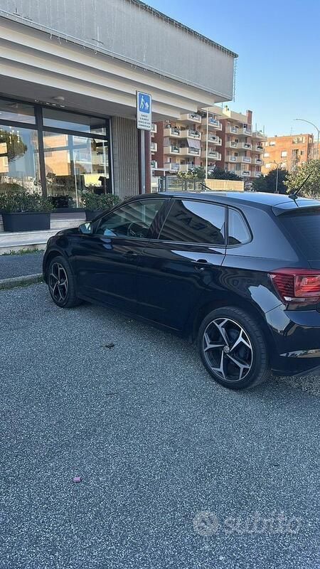 Usata VW Polo 80 CV (58 kW) 2018 Nero Utilitaria