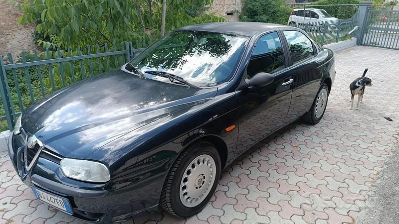 Nero Usata 1999 Alfa Romeo 156 Tre volumi | 1500 € (Super prezzo) - Immagine 1/4