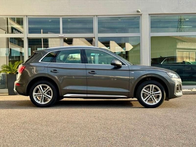 Used Audi Q5 S-line plus 204 HP (150 kW) 2021 Grey SUV