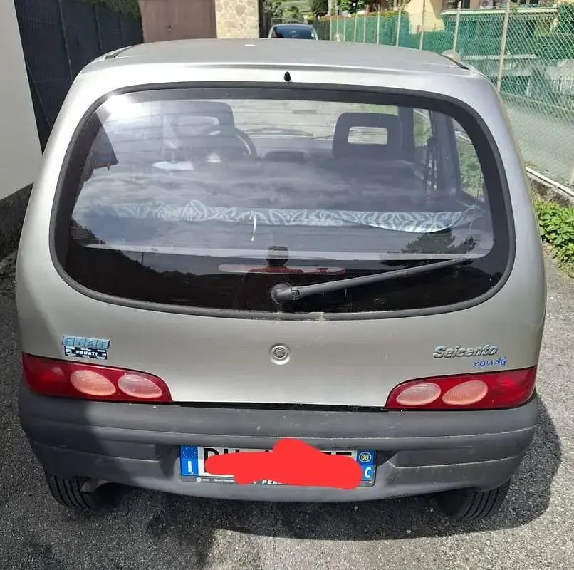 Usata Fiat Seicento Young 39 CV (28 kW) 2000 Utilitaria