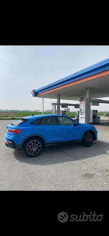 Usata Audi Q3 Sportback S-Line 150 CV (110 kW) 2022 Blu SUV