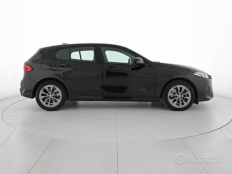 Usata BMW 118 Shadowline 150 CV (110 kW) 2024 Nero Utilitaria