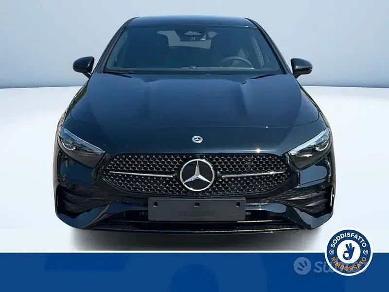Nuova Mercedes A180 AMG 116 CV (85 kW) 2026 Nero Berlina