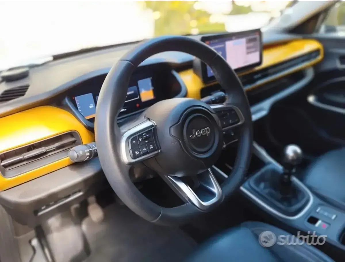 Usata Jeep Avenger Summit 100 CV (73 kW) 2023 Nero SUV