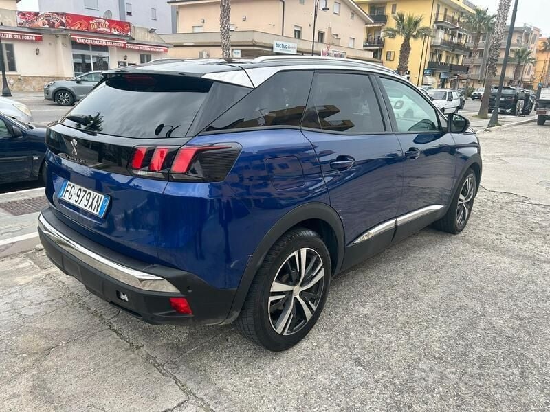 Usata Peugeot 3008 120 CV (88 kW) 2017 Blu SUV