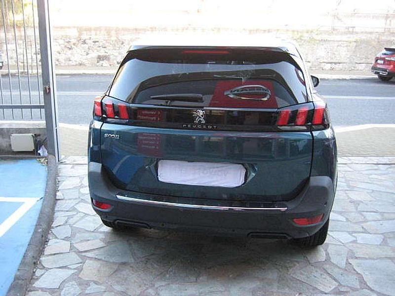 Usata Peugeot 5008 Business-Line 131 CV (96 kW) 2020 Verde Monovolume