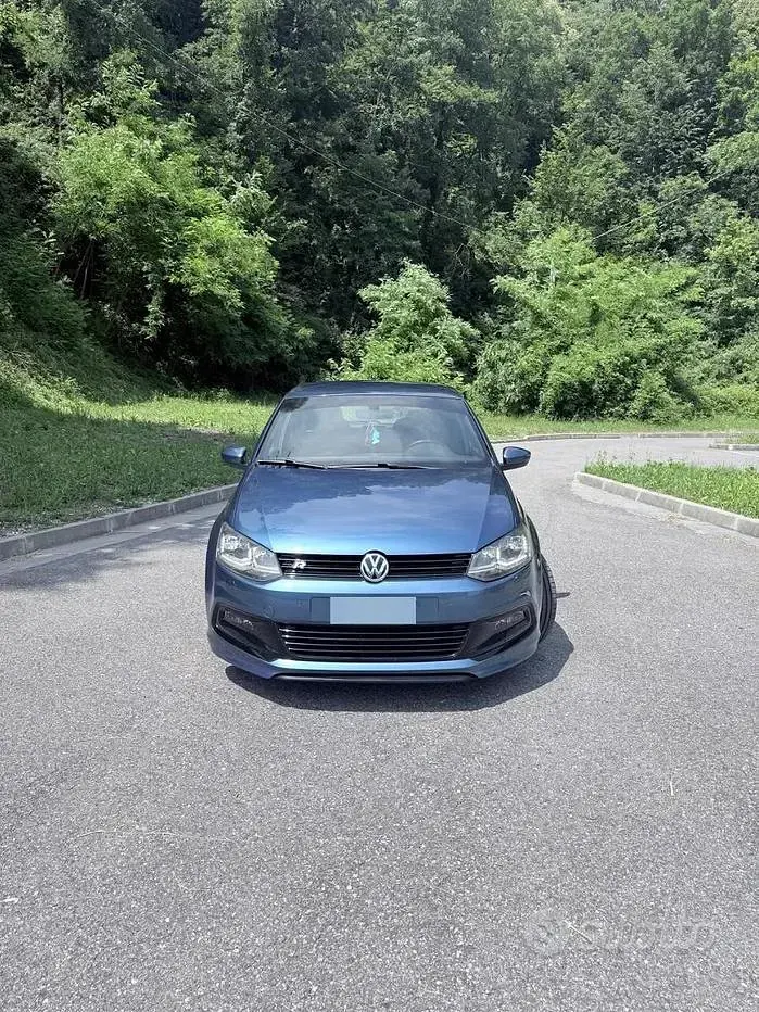 Usata VW Polo R-line 110 CV (80 kW) 2017 Bluazzurro Berlina