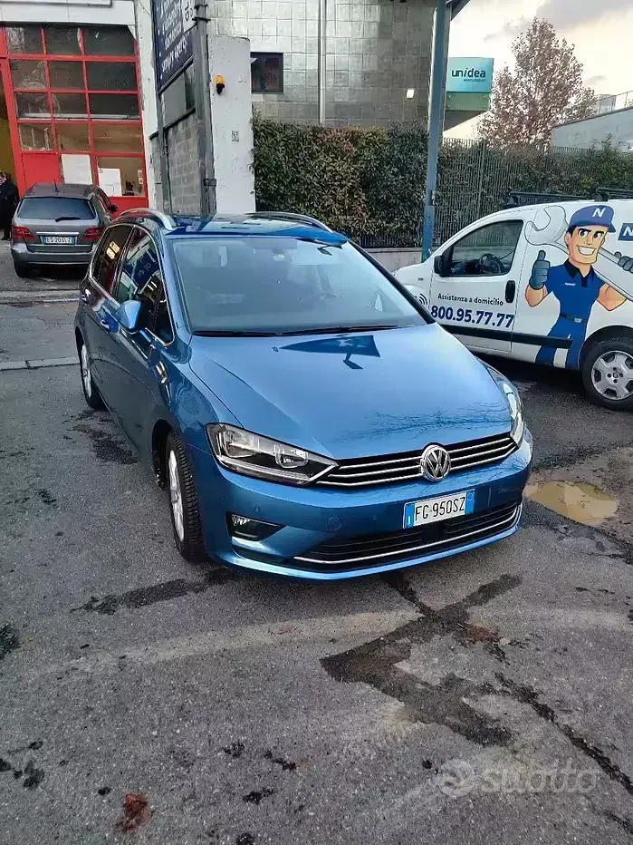 Usata VW Golf Sportsvan 116 CV (85 kW) 2016 Bluazzurro Monovolume