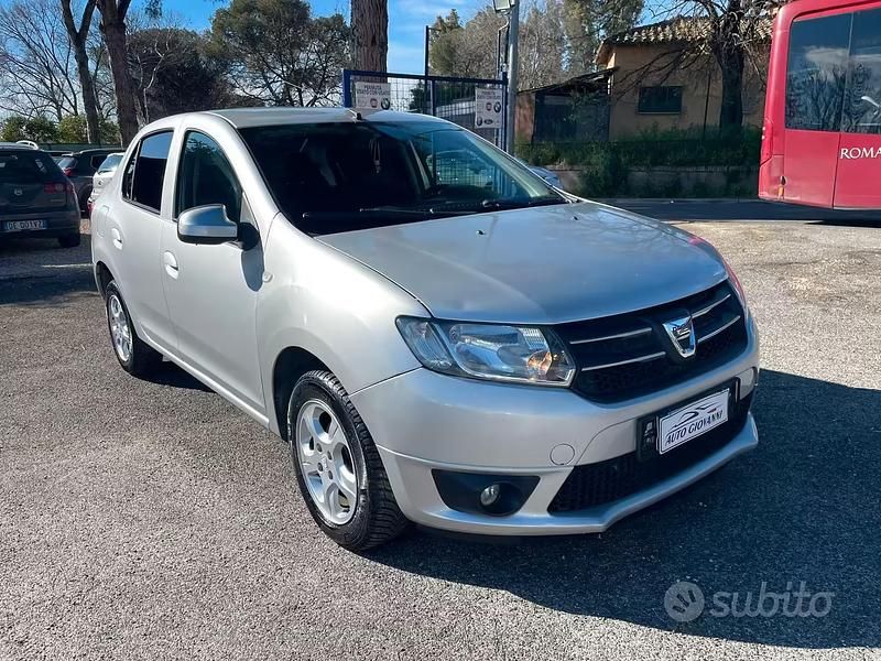 Usata Dacia Logan MCV Lauréate 90 CV (66 kW) 2015 Grigio Station wagon