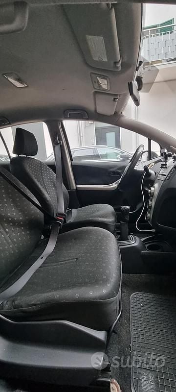 Usata Toyota Yaris 2008 Nero Berlina