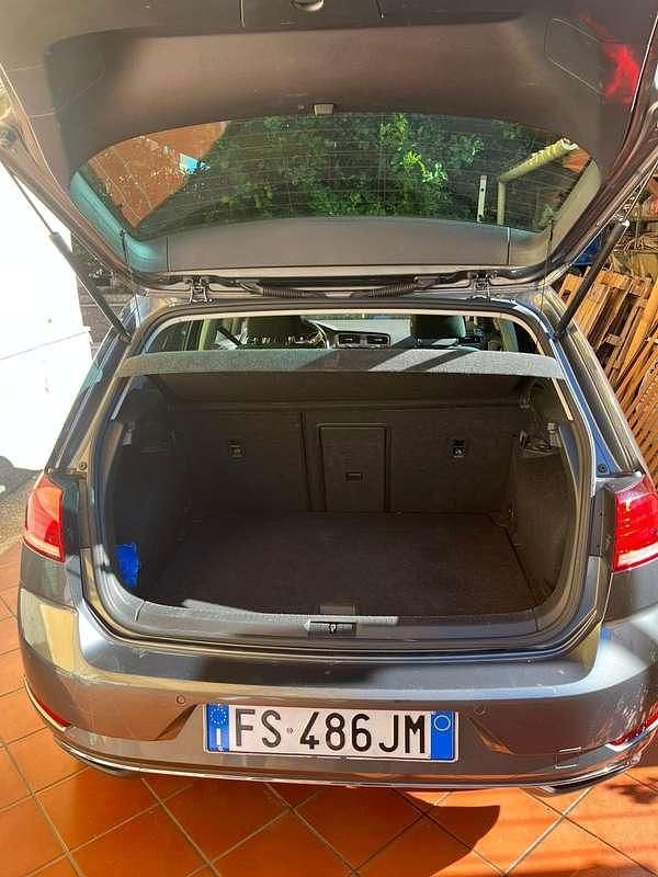 Usata VW Golf VII Business 116 CV (85 kW) 2018 Grigio Berlina