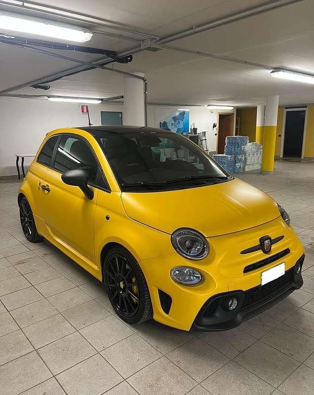 Usata Abarth 595 Competizione 179 CV (131 kW) 2021 Nero Berlina