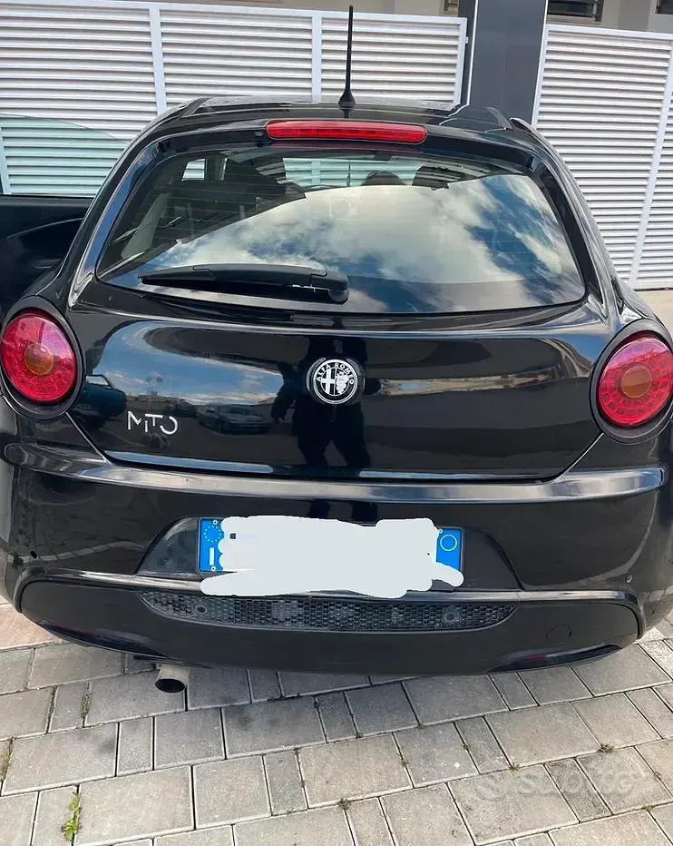 Usata Alfa Romeo MiTo 70 CV (51 kW) 2013 Nero Utilitaria