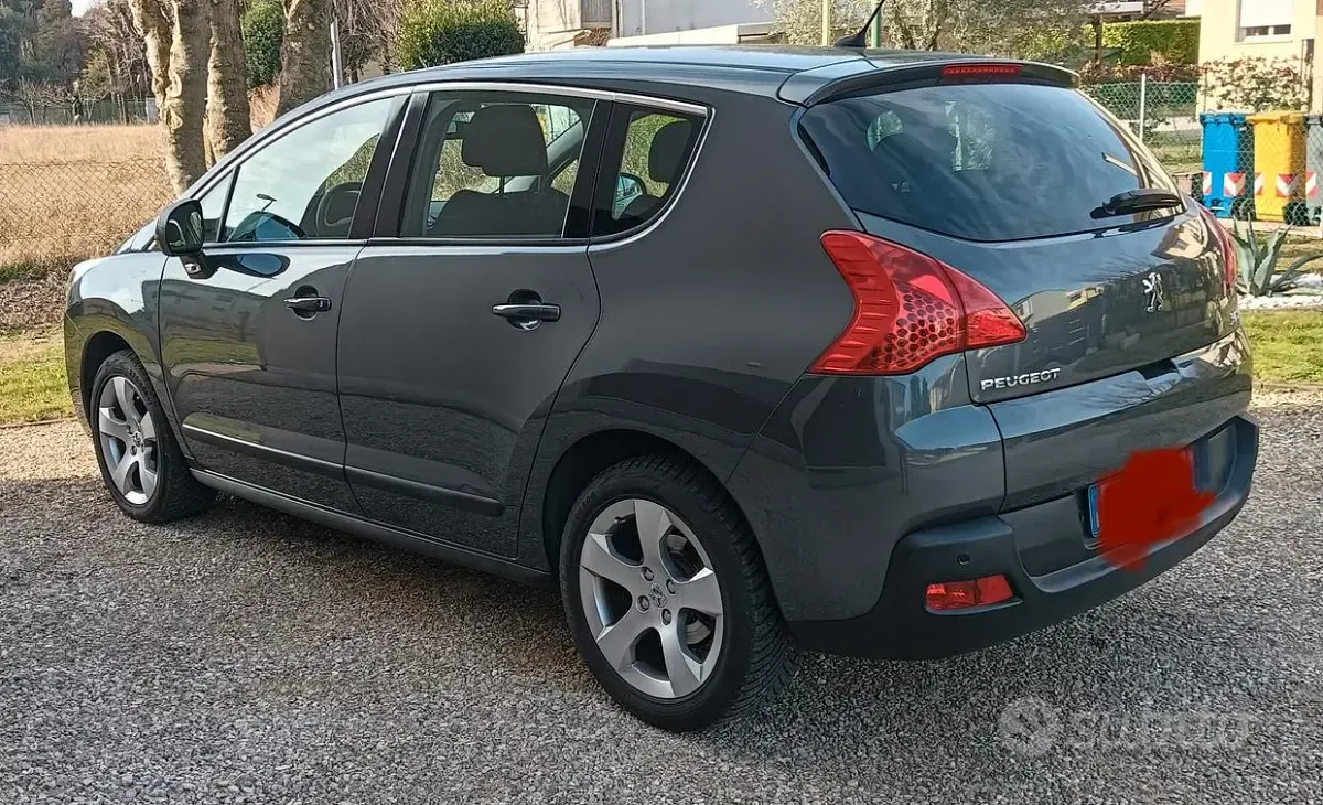 Usata Peugeot 3008 109 CV (80 kW) 2009 Grigio Station wagon