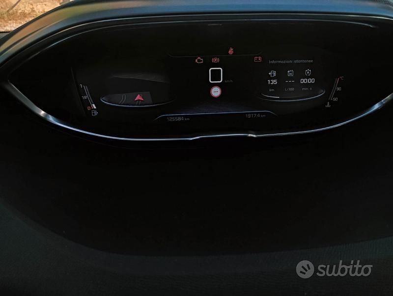 Usata Peugeot 3008 131 CV (96 kW) 2018 Blu SUV