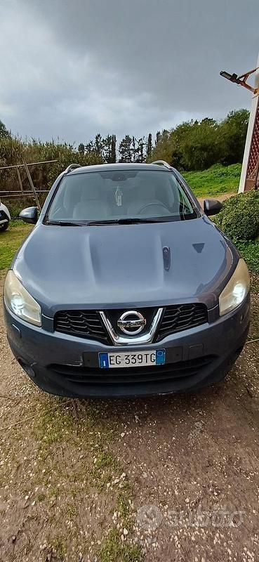 Usata Nissan Qashqai 150 CV (110 kW) 2011 Grigio SUV