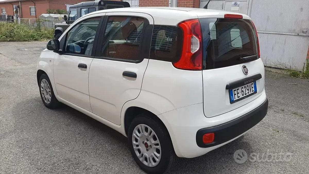 Usata Fiat Panda Easy 69 CV (50 kW) 2016 Bianco Utilitaria
