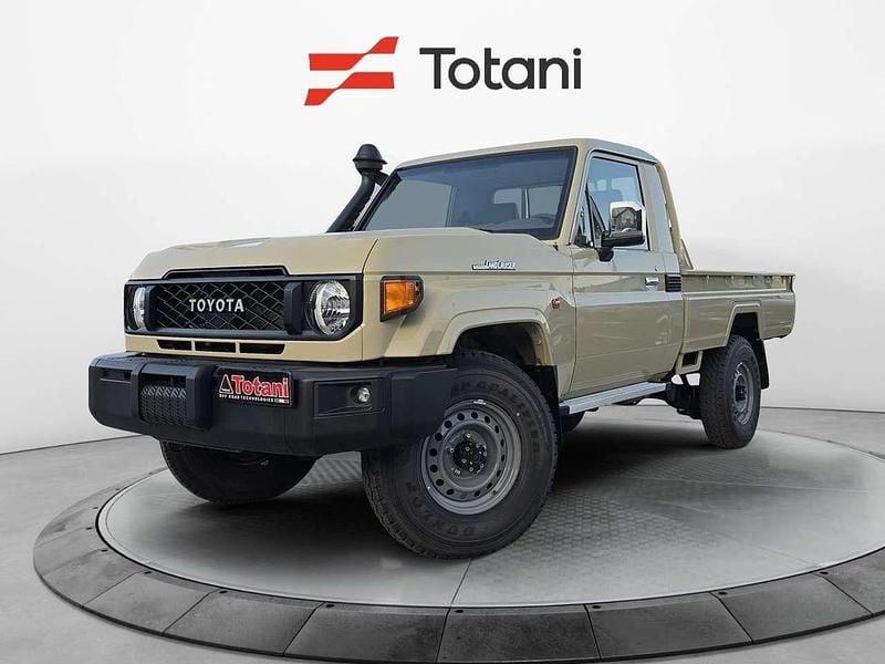 Nuova Toyota Land Cruiser 271 CV (199 kW) 2025 Beige Pick-up