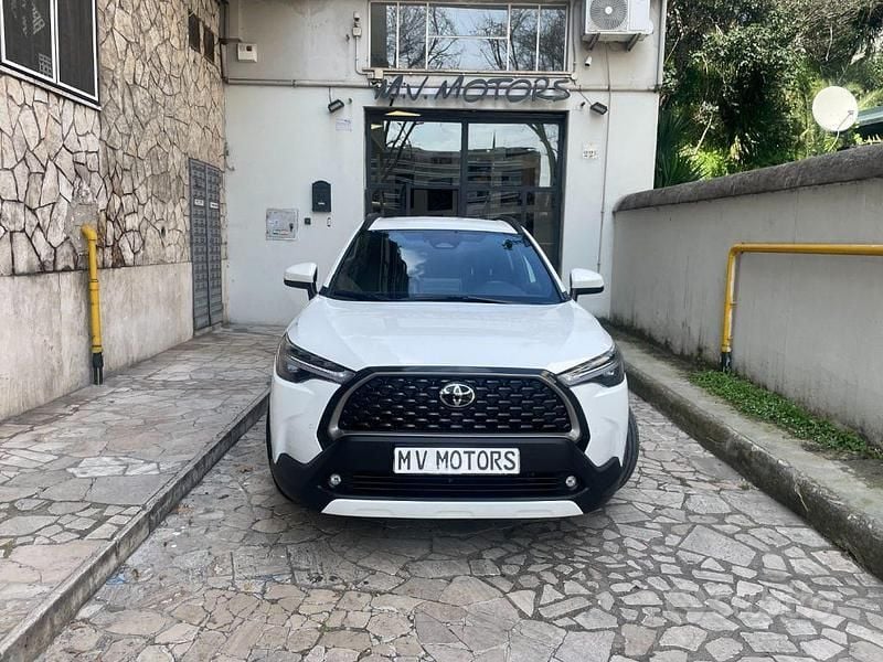 Usata Toyota Corolla Cross Trend 140 CV (102 kW) 2024 Bianco SUV