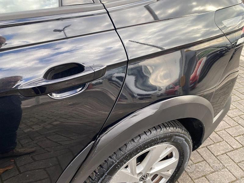 Usata VW Taigo Life 95 CV (69 kW) 2022 Nero SUV