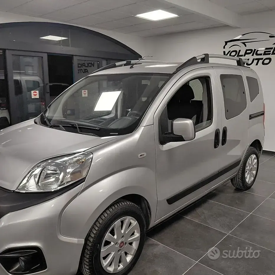Usata Fiat Qubo Trekking 95 CV (69 kW) 2020 Grigio Monovolume