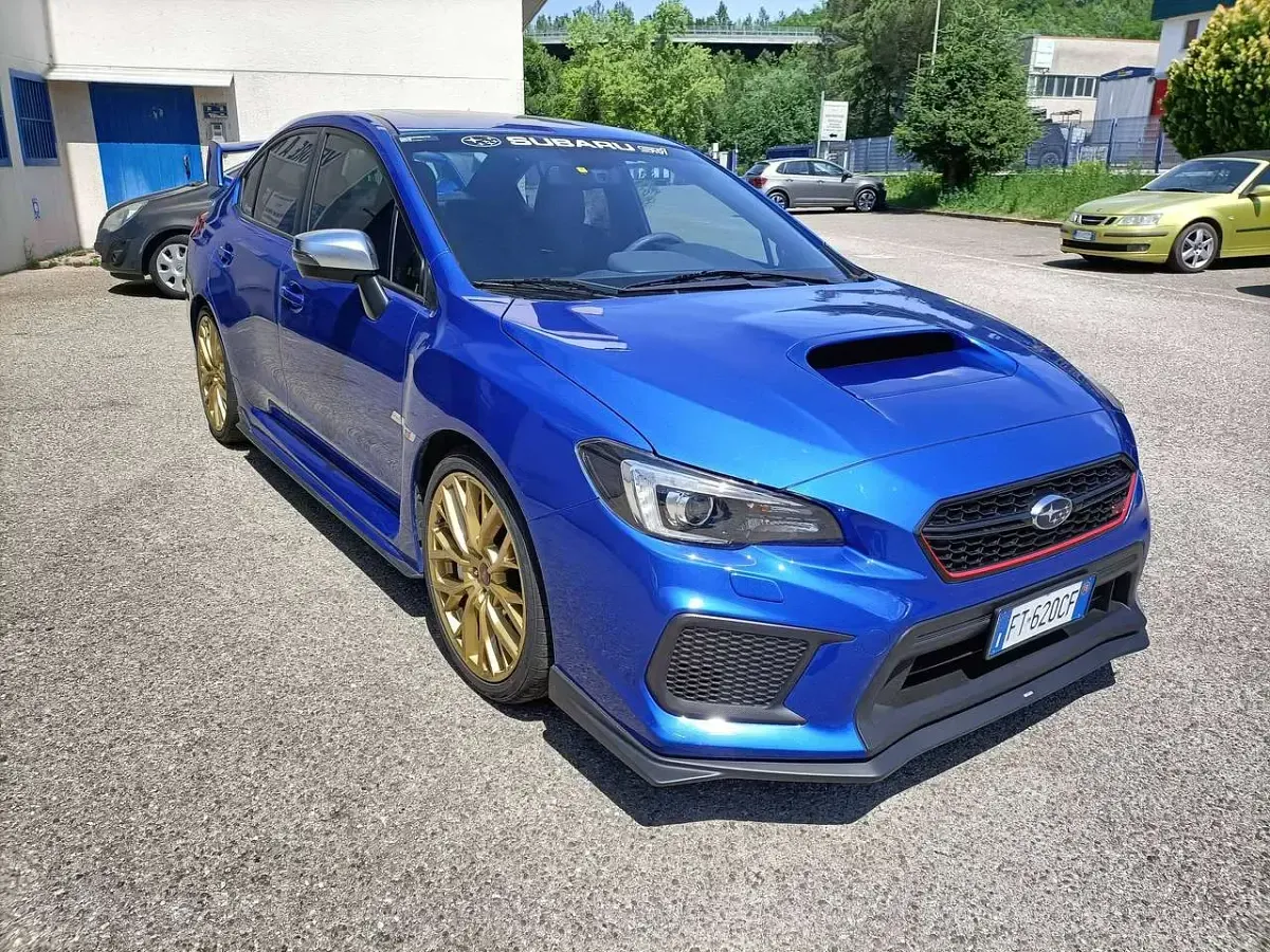 Usata Subaru WRX STI Legendary Edition 300 CV (220 kW) 2018 Wr blue pearl Berlina