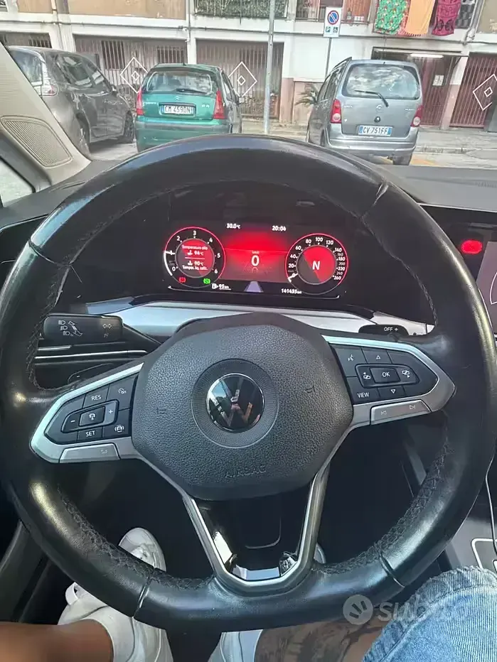 Usata VW Golf VIII 116 CV (85 kW) 2022 Grigio Berlina