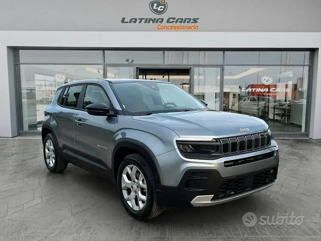 Usata Jeep Avenger Altitude 101 CV (74 kW) 2024 Grigio SUV