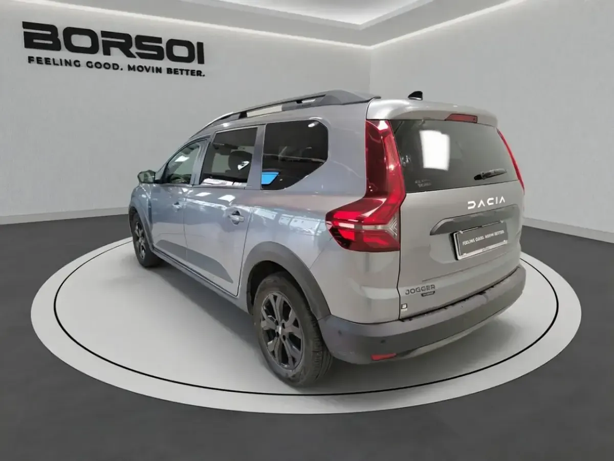 Occasion Dacia Jogger Extreme 94 ch (69 kW) 2023 Gris Monospace