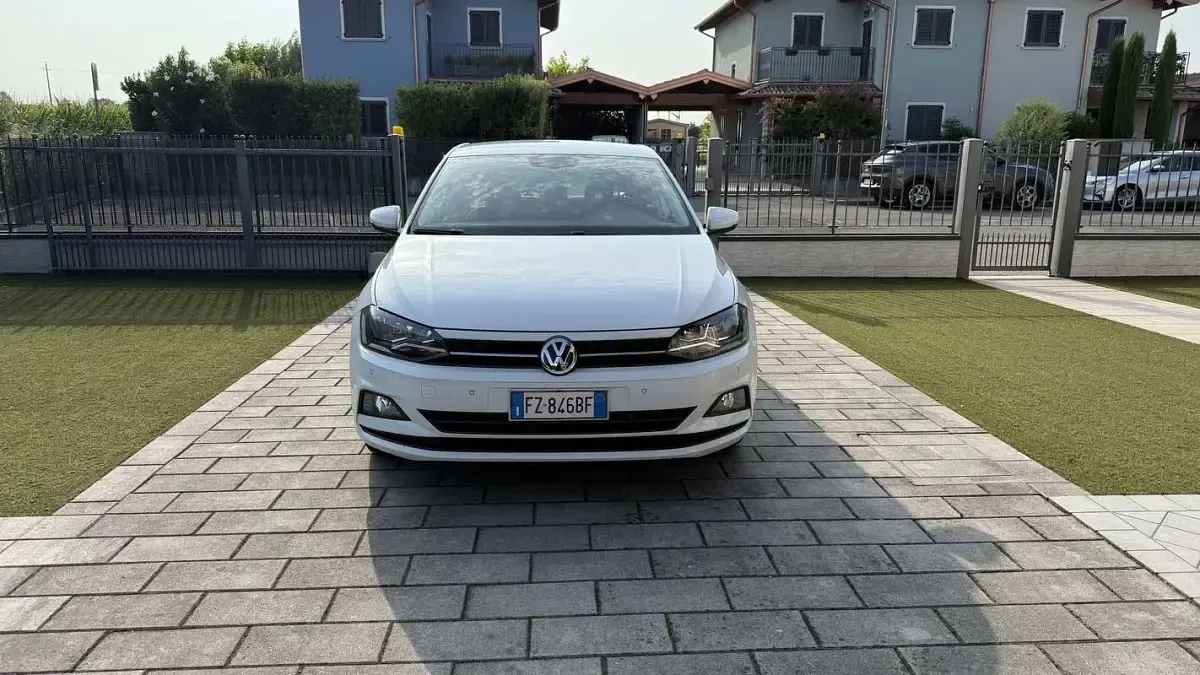 Usata VW Polo 95 CV (69 kW) 2020 Bianco Utilitaria