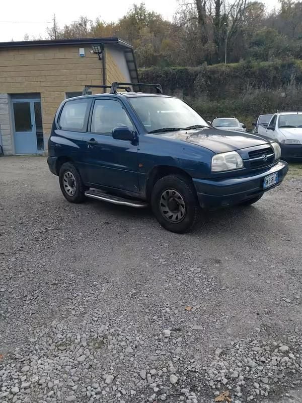 Usata Suzuki Grand Vitara 94 CV (69 kW) 2000 Blu SUV