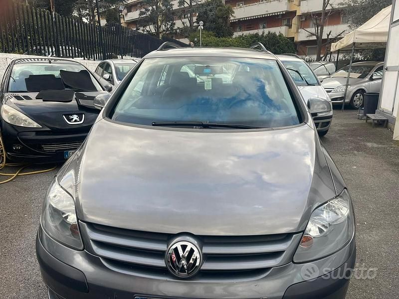 Usata VW Golf V Trendline 101 CV (74 kW) 2007 Grigio Berlina