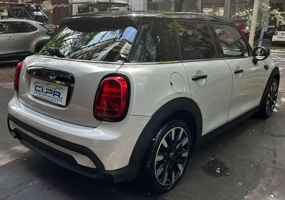 Usata Mini Cooper Essential 136 CV (100 kW) 2022 Other Utilitaria