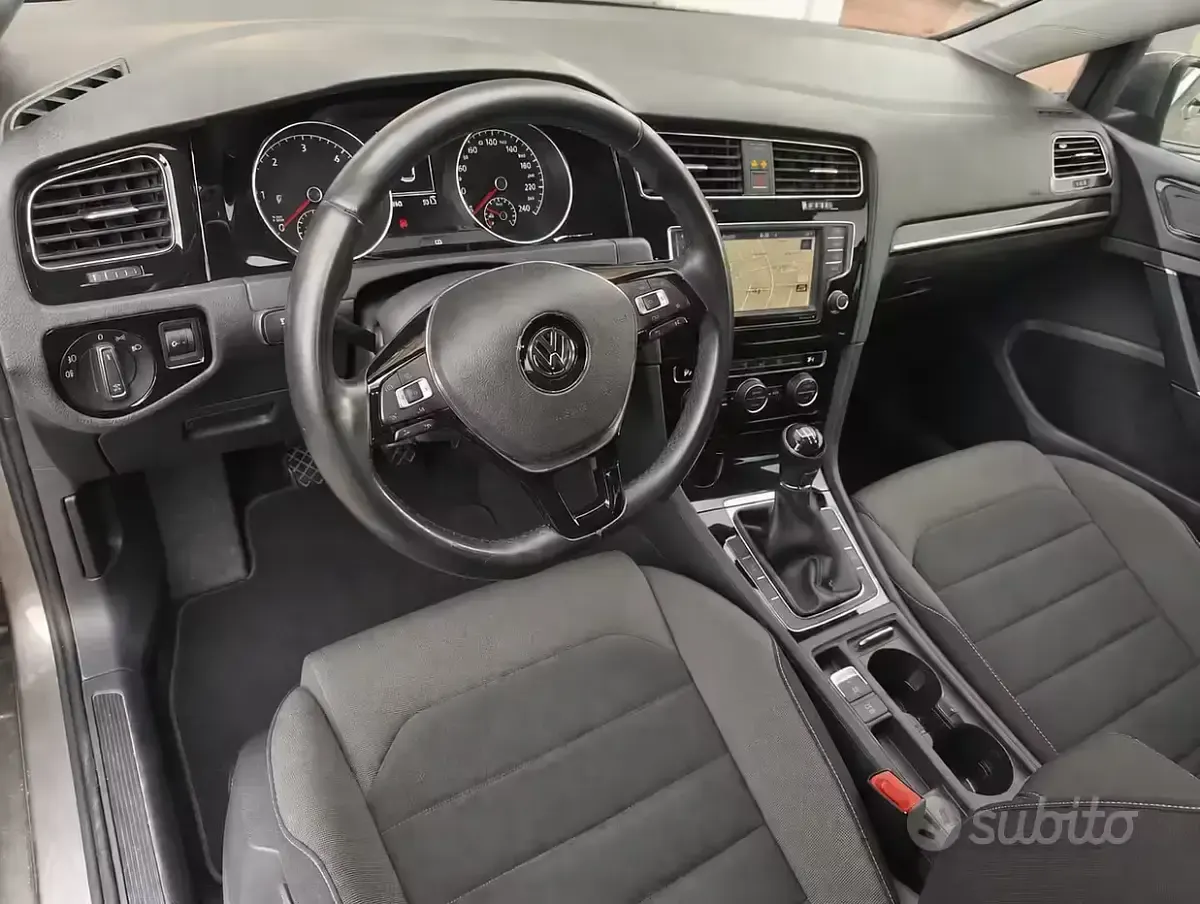 Usata VW Golf VII Executive 110 CV (80 kW) 2016 Grigio Berlina