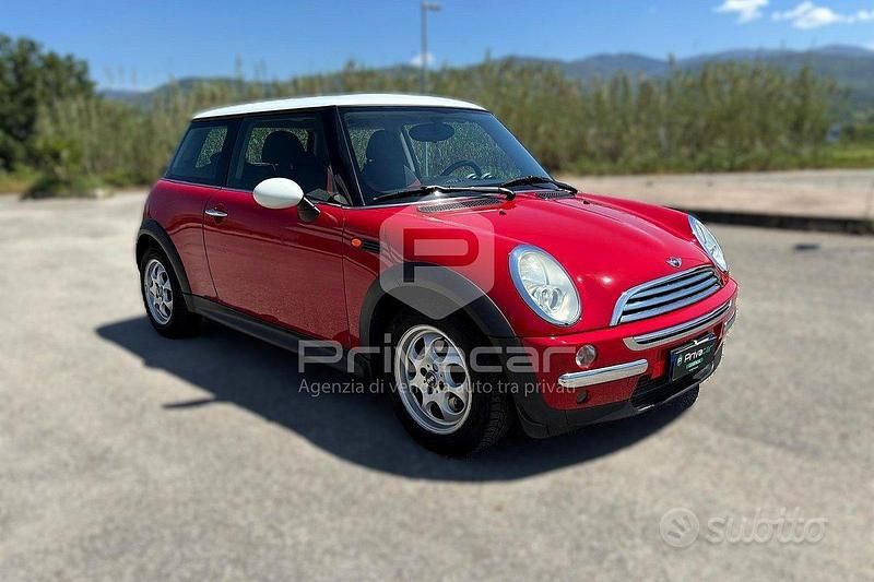 Usata Mini One D 88 CV (64 kW) 2005 Rosso Utilitaria