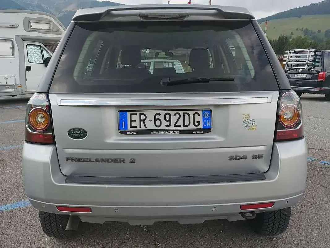 Usata Land Rover Freelander 2 SE 190 CV (139 kW) 2013 Argento SUV